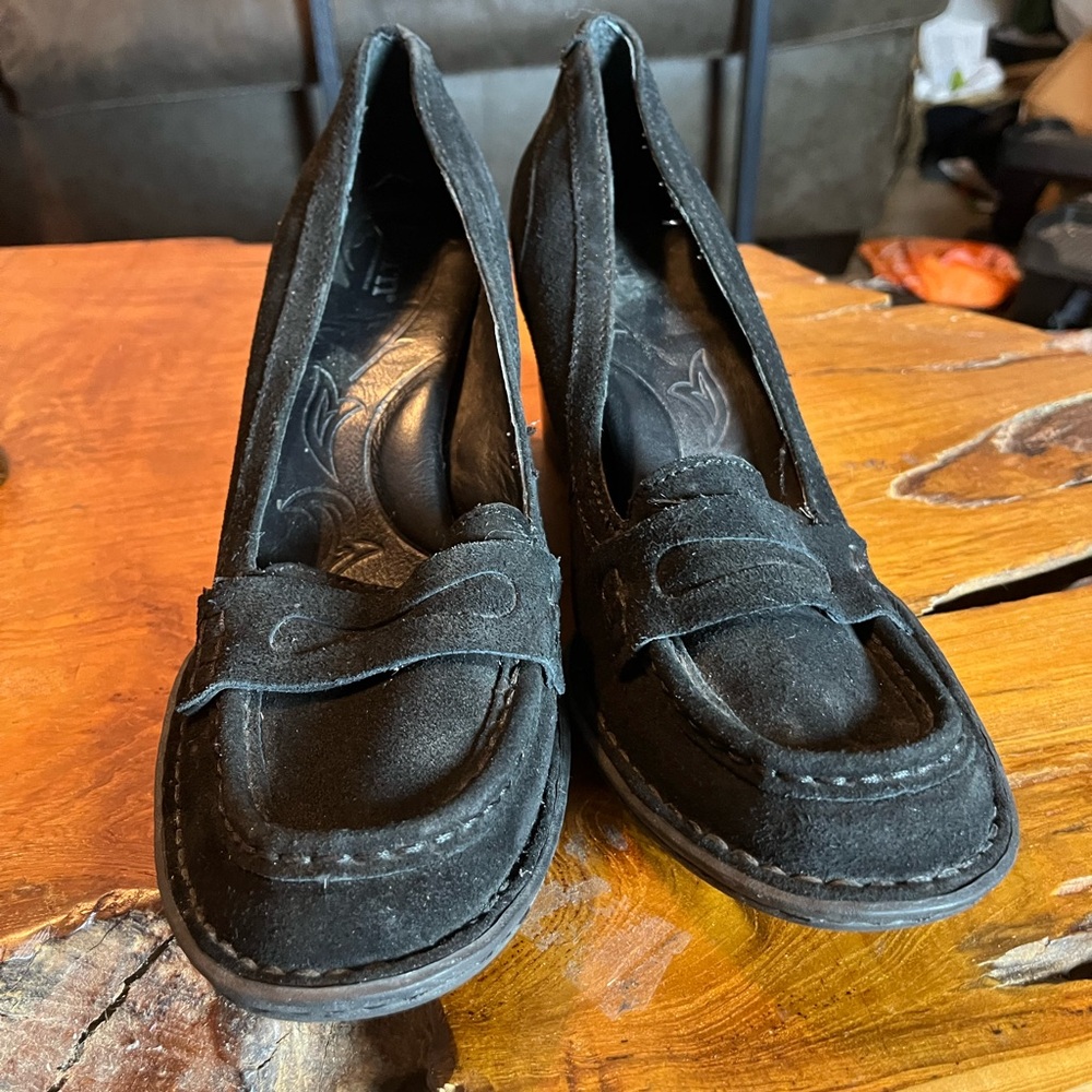Born Black Suede Heels size 9.5